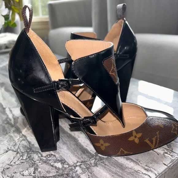 Louis Vuitton Headline Monogram Heels - EU38.5 - Picture 2 of 8